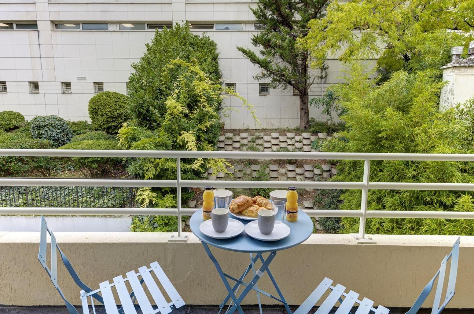 322 Suite Fes - Superb Apartment Suresnes Eksteriør billede